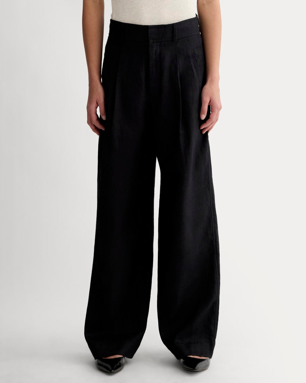 The Linen Way-High® Drape Pant  | Black