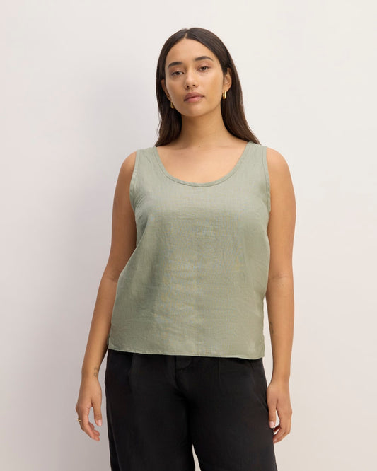 The Scoop Tank in Linen | Sage Green